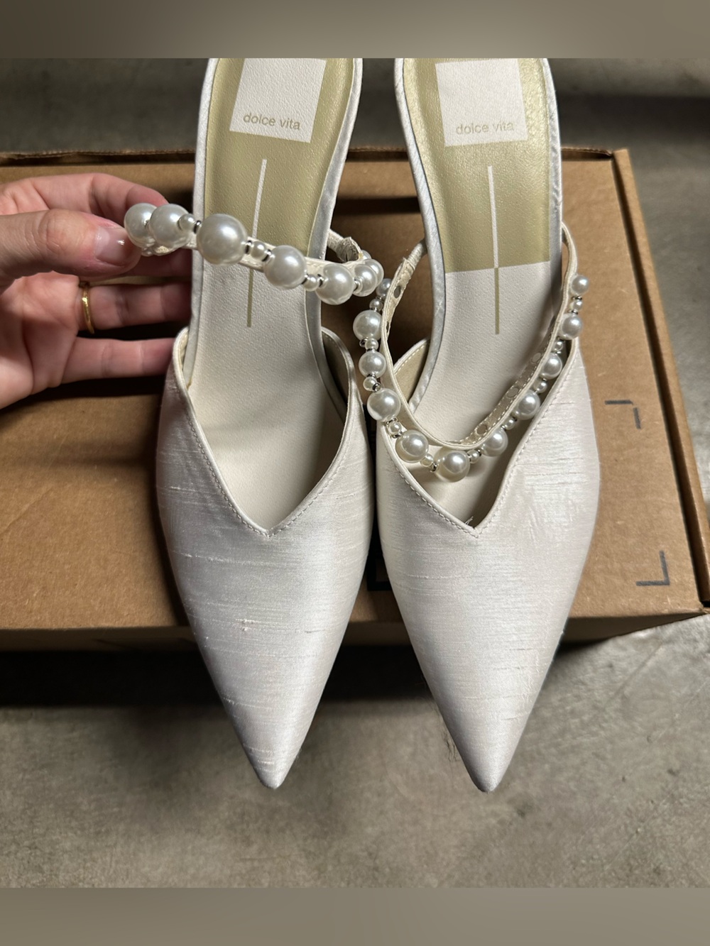 NWOB Dolce Vita Kanika Pearl Heels - Picture 8 of 9